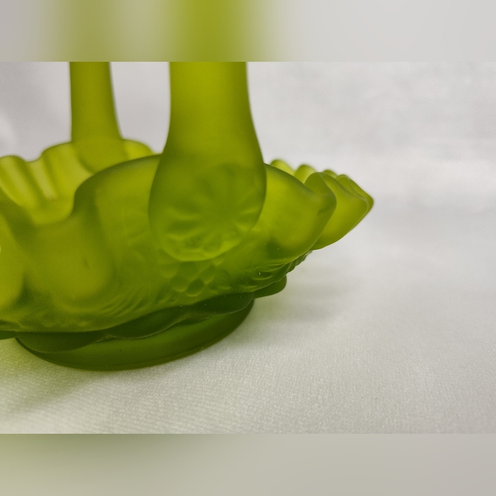 Westmoreland Green Satin Glass Ruffled Basket With Grape Panels, Vintage - Picture 2 of 5